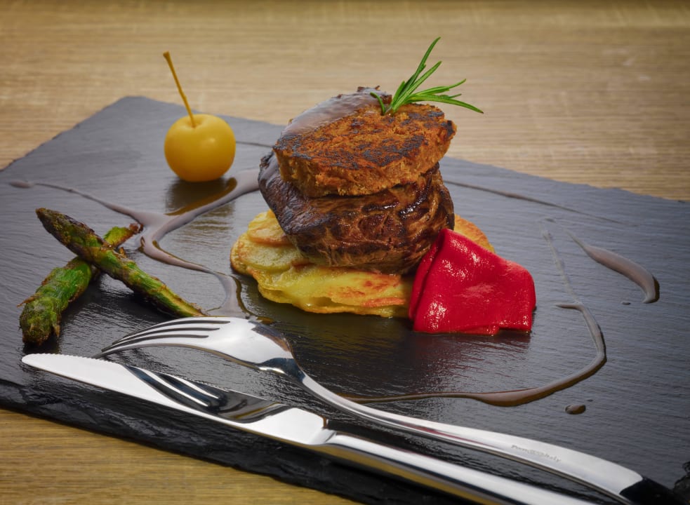 Millefeuille of beef sirloin H10 Ocean Dreams - Adults only