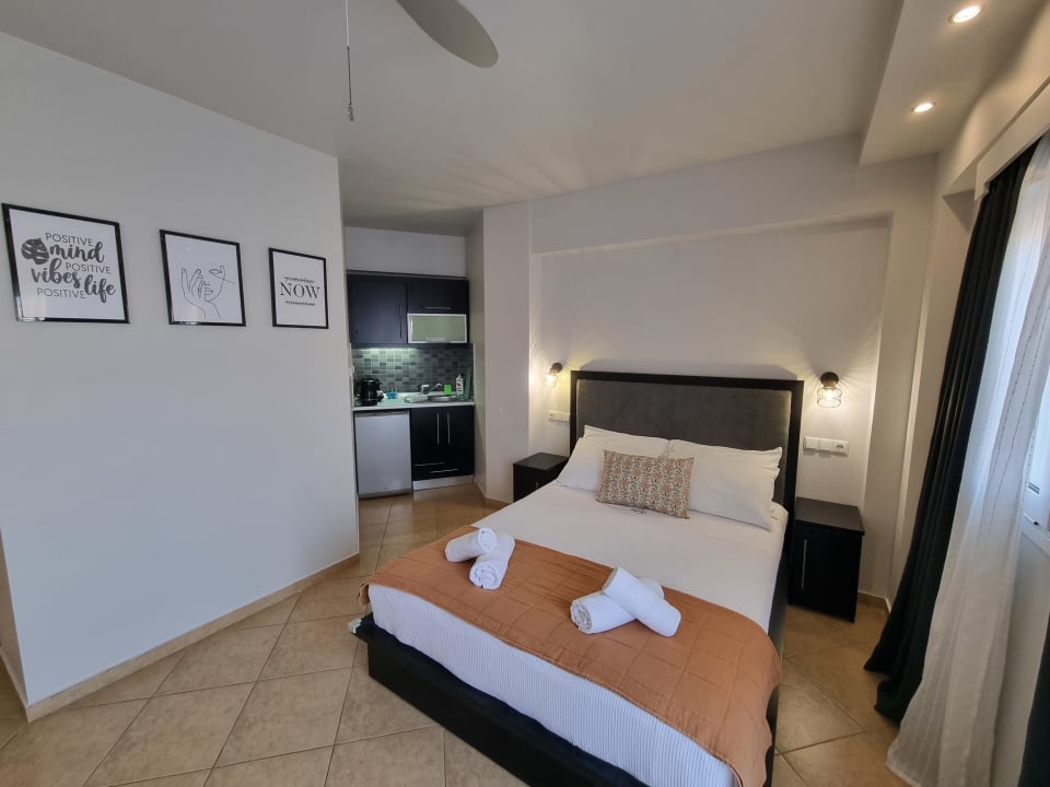 Zimmer GreenHill Holiday Suites Sarti