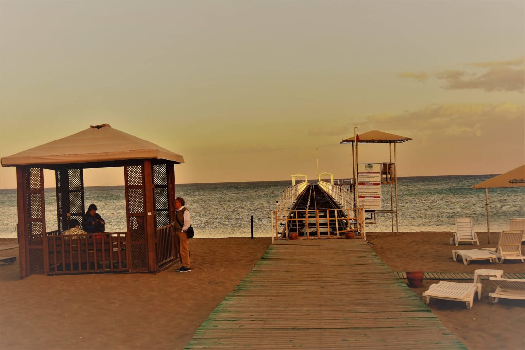 Ausschnitt vom Strand vom Kaya Artemis Kaya Artemis Resort