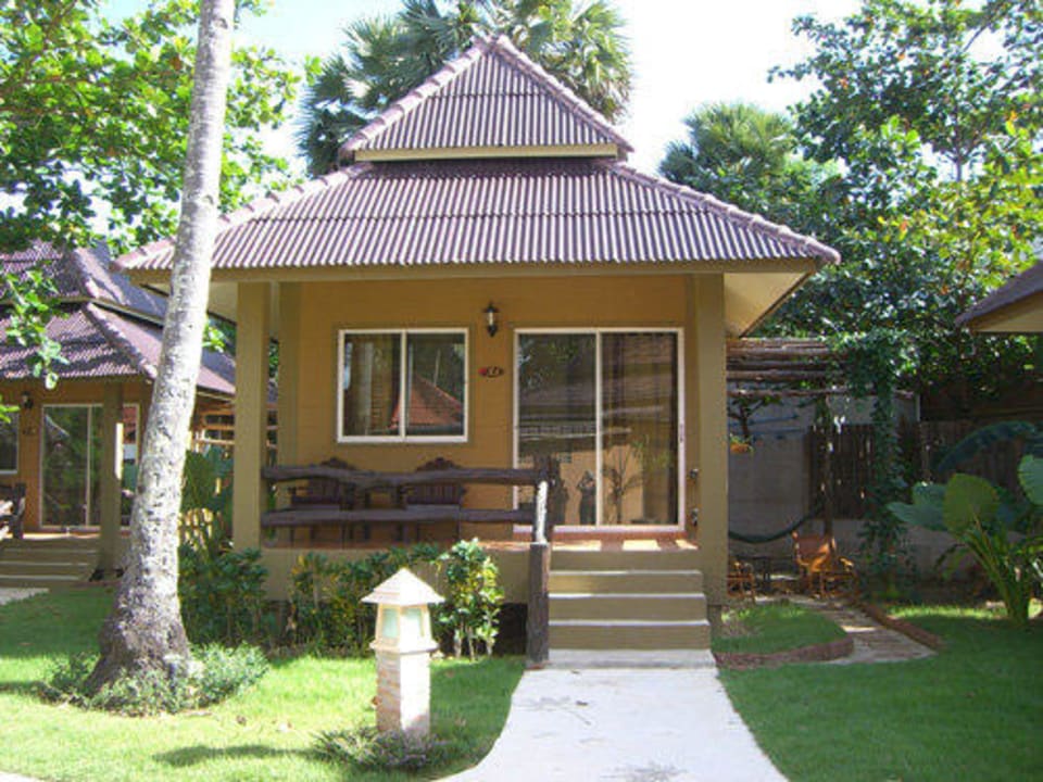 Deluxe Bungalow Hotel Lanta Castaway Resort