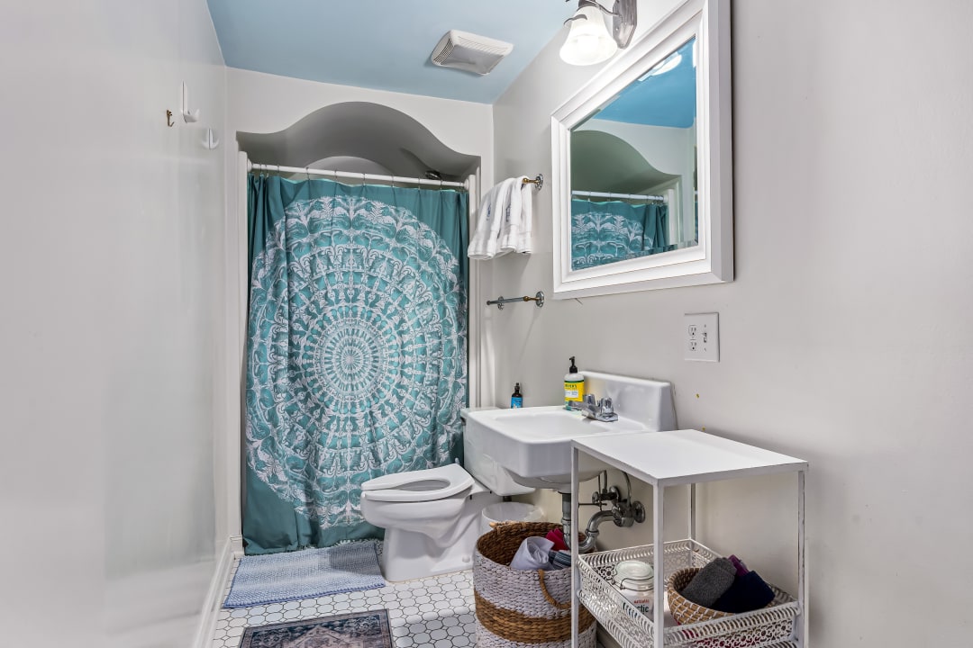 Sonstiges Birmingham Tree House