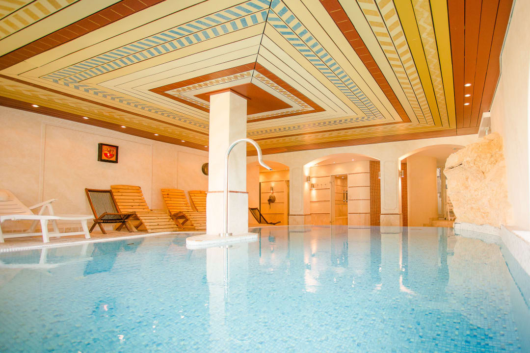 Pool Hotel Gut Hungenbach