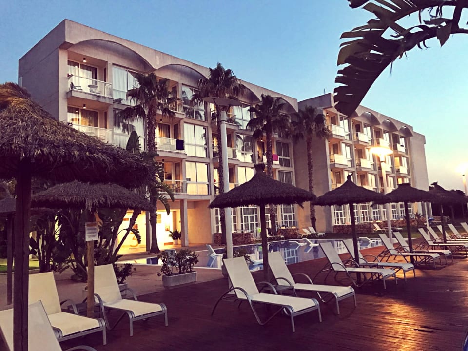 Außenansicht Hotel Zafiro Alzinar Mar