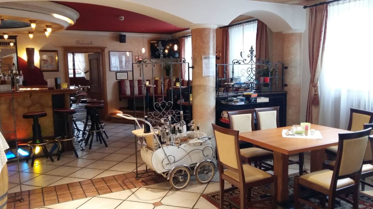 Bar im Restwert Haupthaus RESL RESORT
