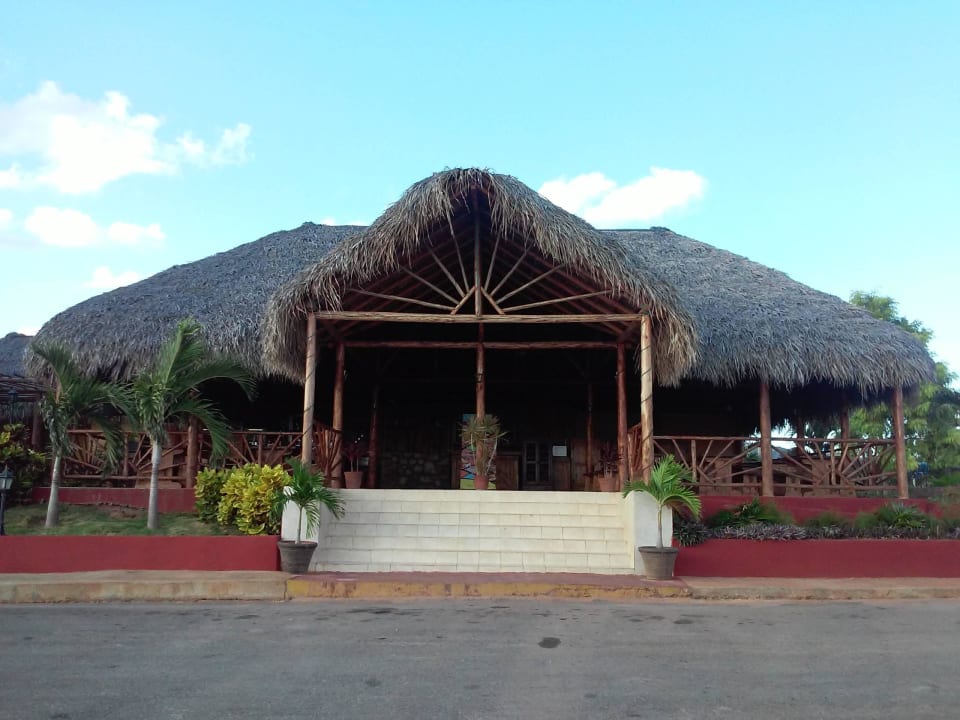 Restaurante -Bar Hotel Trinidad 500