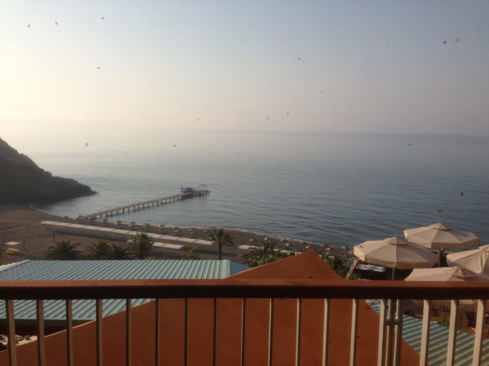 Morgendlicher Blick aus Zimmer 761 ROBINSON SARIGERME PARK