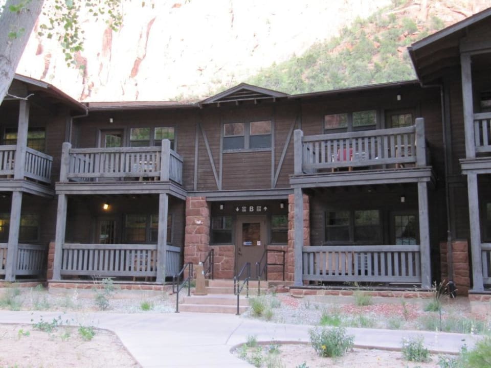 Unser Eingang zum "Motel"-Bereich Hotel Zion Lodge