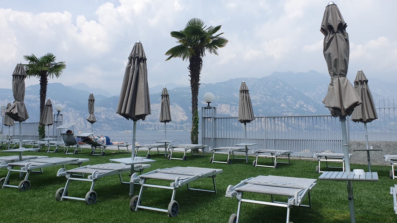 Gartenanlage Hotel Castello Lake Front