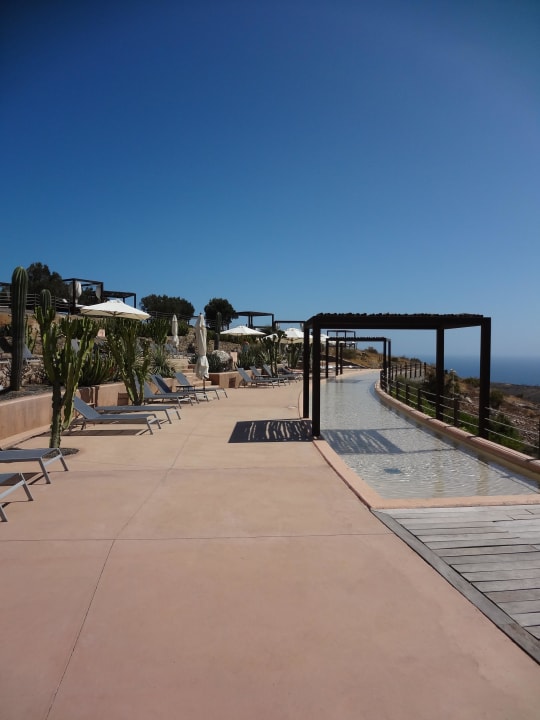 Poolanlage auf dem Dach Salobre Hotel Resort & Serenity