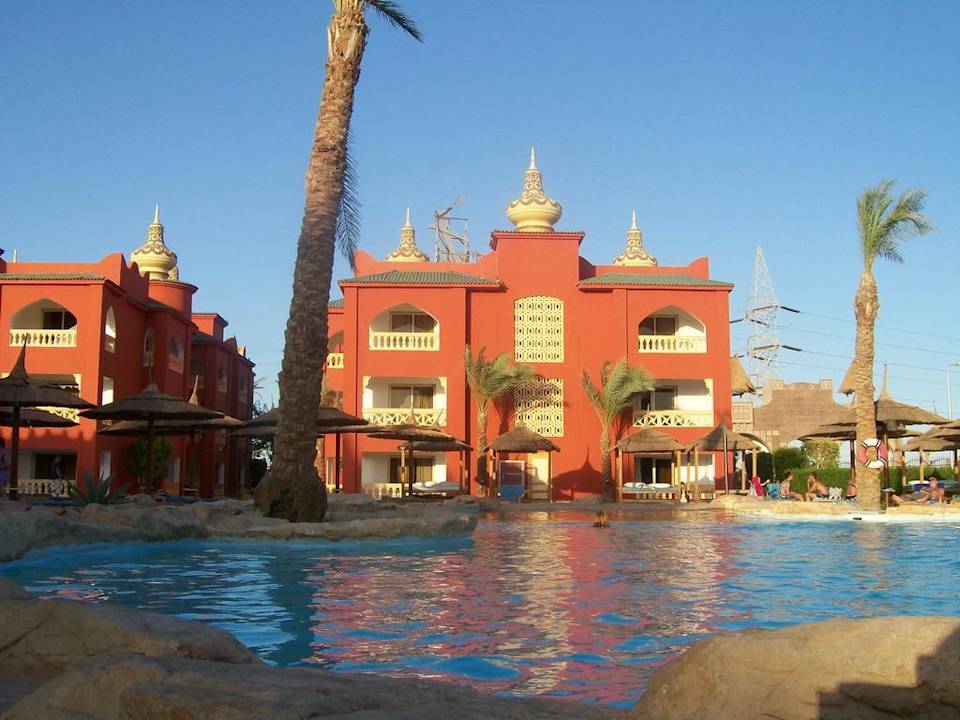 Basen Oasis Pickalbatros Alf Leila Wa Leila Resort - Neverland Hurghada