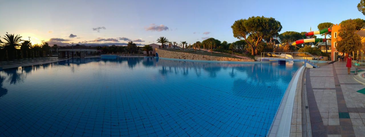 Poolanlage Tirreno Resort