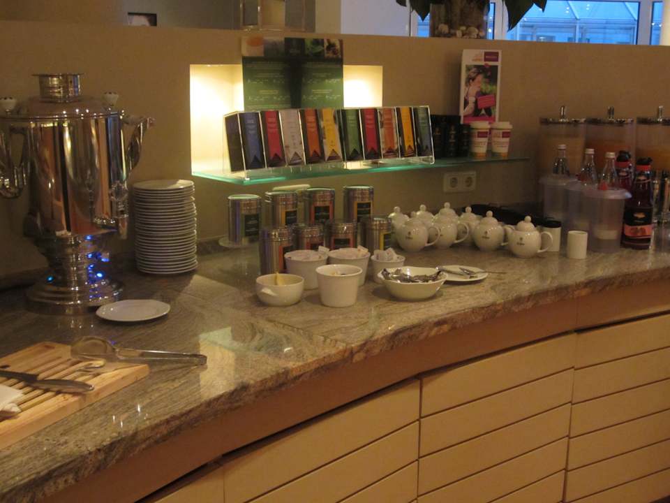 Frühstückstbuffet Leonardo Hotel Hamburg Airport