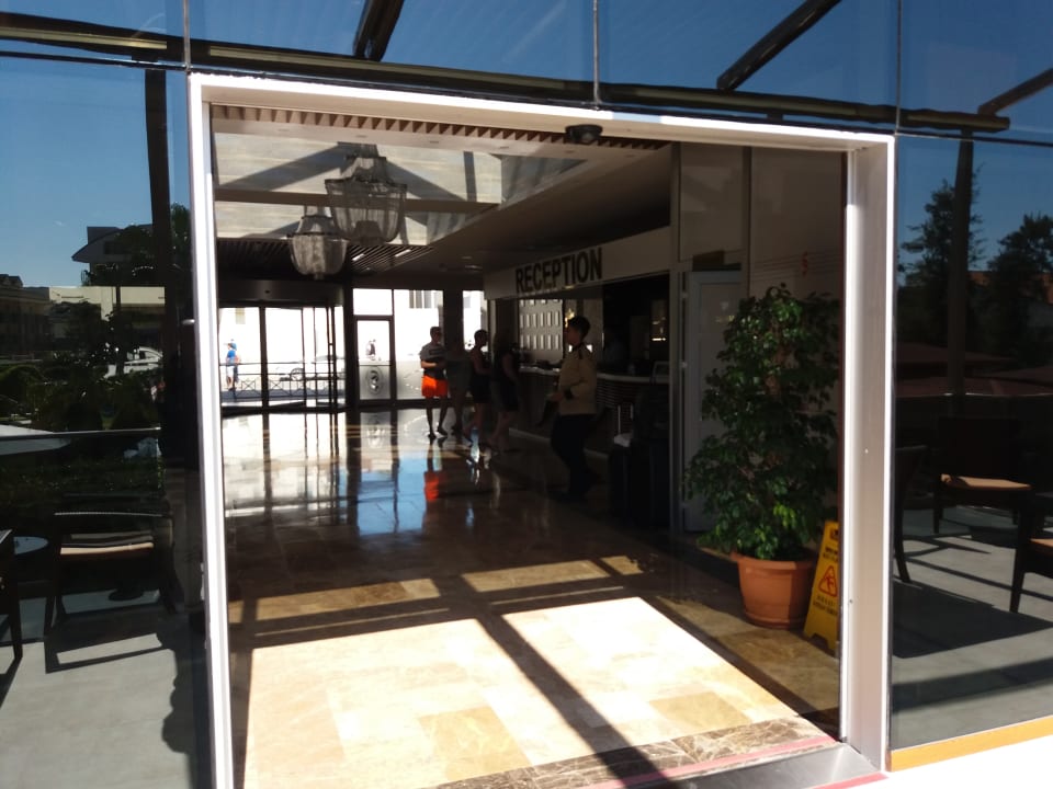 Lobby Grand Seker Hotel