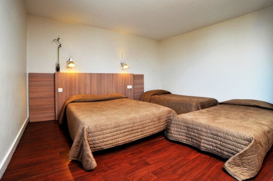 Chambre familiale 3/4 personnes Hotel Balladins Agen