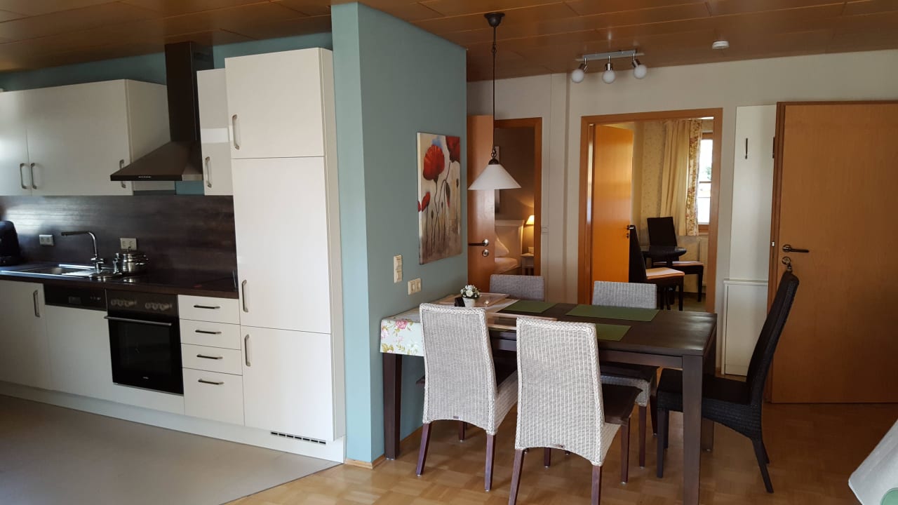 Küche und Essbereich Gästehaus Trostelhof