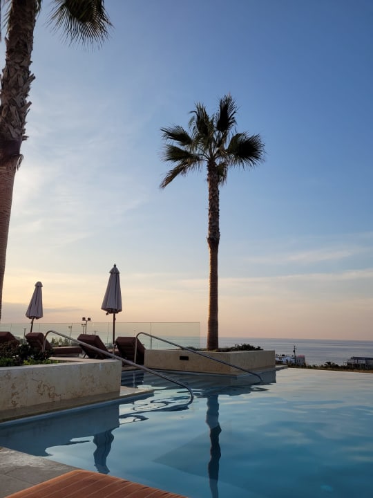 Außenansicht The Royal Senses Resort, Curio Collection by Hilton