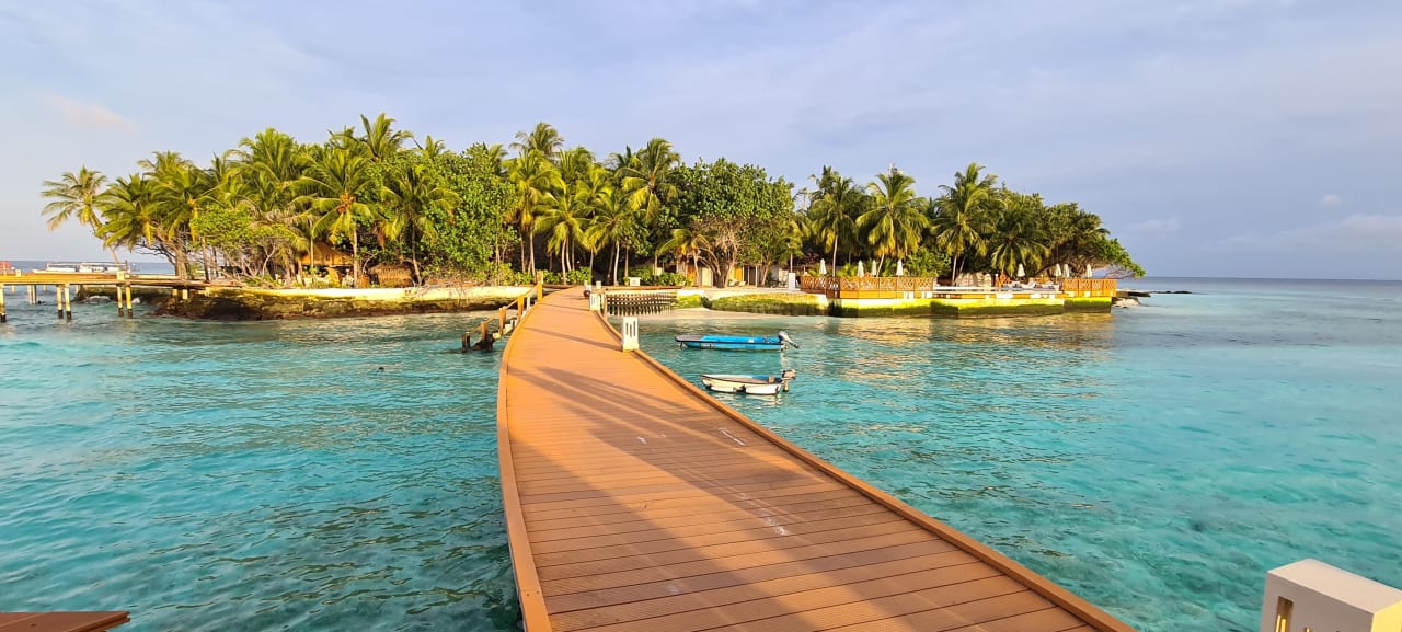 Strand Thulhagiri Island Resort