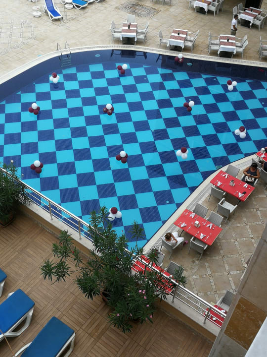 Pool Tac Premier Hotel & Spa
