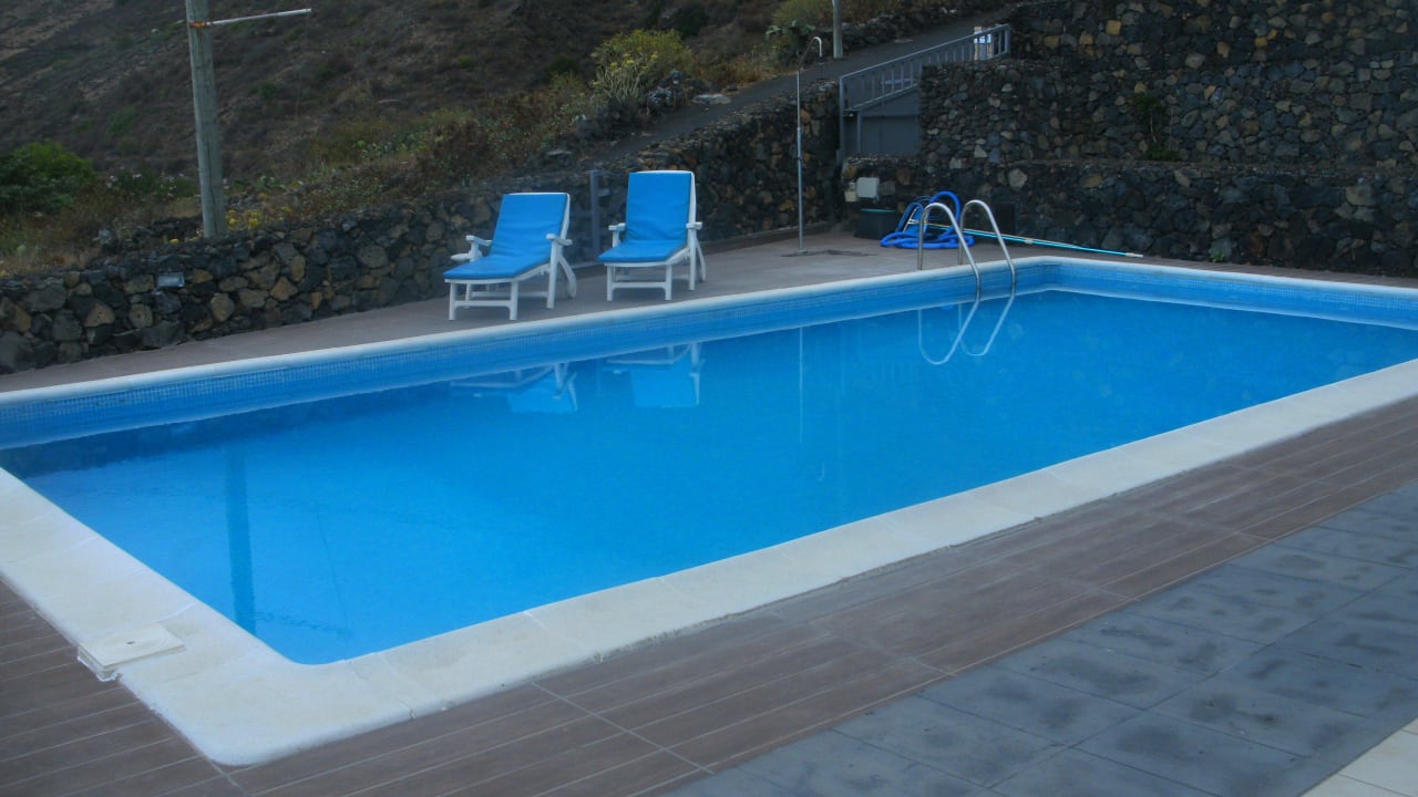 Großer Pool Villa La Hiedra