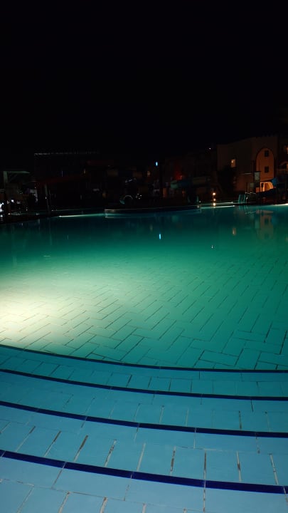 Pool SUNRISE Garden Beach Resort