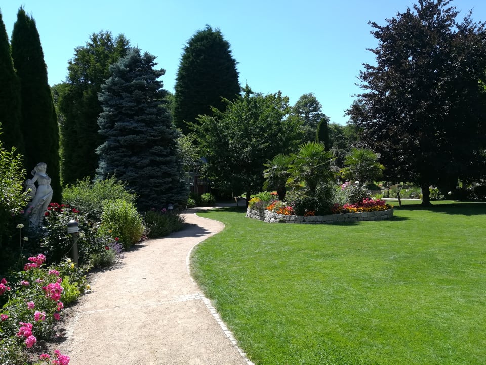 Gartenanlage Hotel Rebstock Durbach