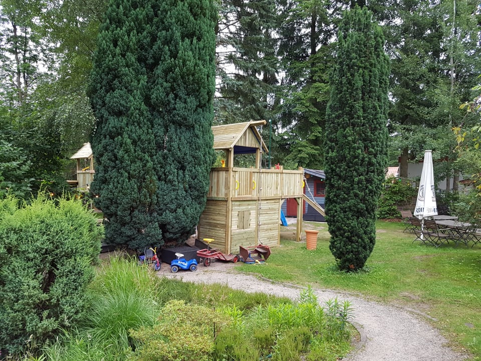 Neuer Kinderspielplatz  Hotel zur Heideblüte