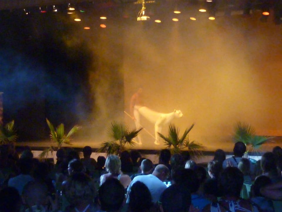 Show Limak Lara Deluxe Hotel & Resort