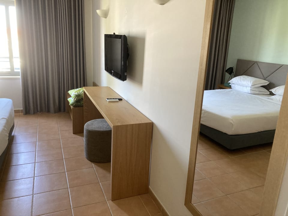 Zimmer NH Marina Portimão Resort