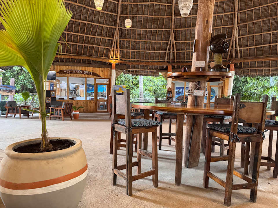 Lobby Reef & Beach Resort