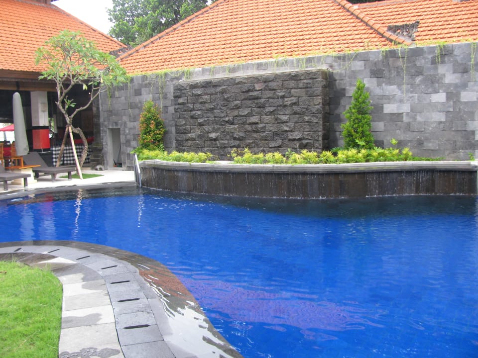 Neuer Pool Villa Shanti Beach