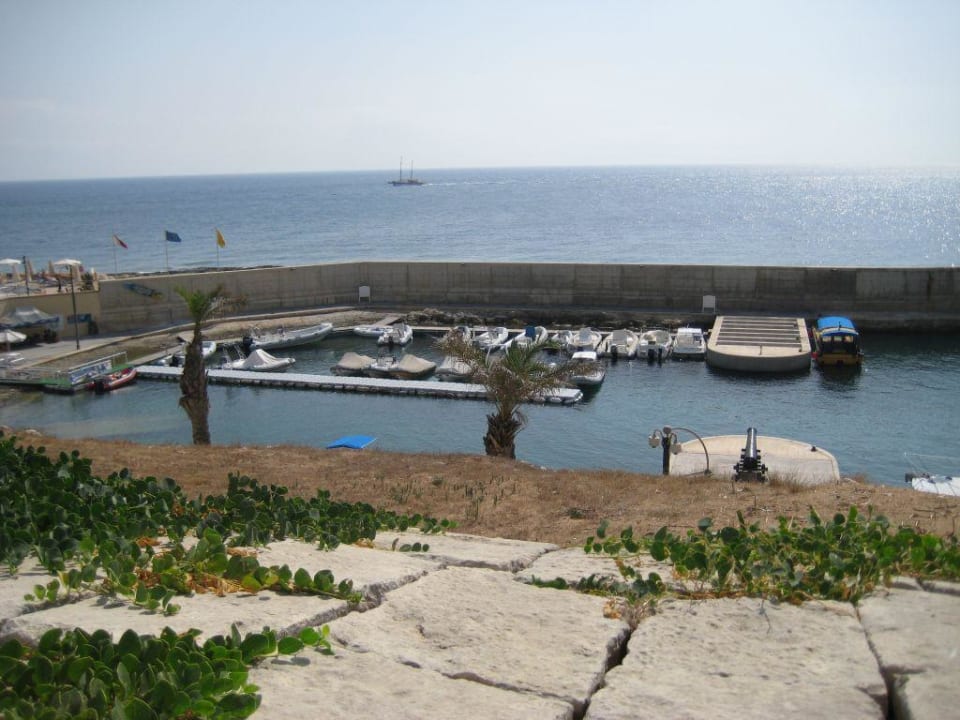 Auf wem Weg zum Strand Hilton Malta