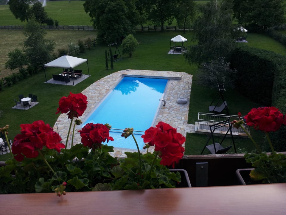 Blick vom Balkon Hotel Wiesenhof Garden Resort