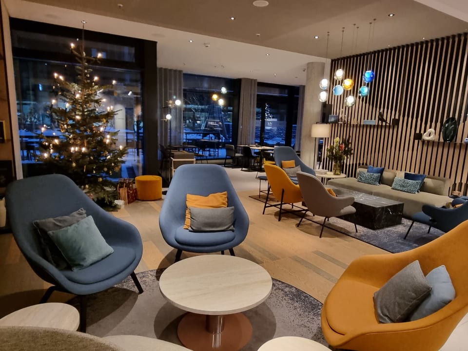 Lobby Courtyard by Marriott Freiburg