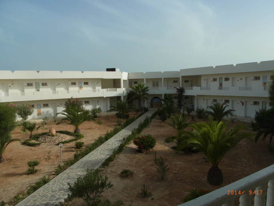 Blick ins innere einer Häuseranlage Djerba Sun Beach Hotel & Spa