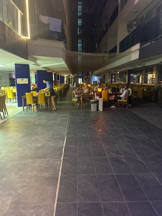 Pool Relax Beach Hotel