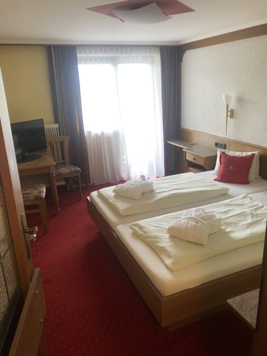 Zimmer Wenger Alpenhof