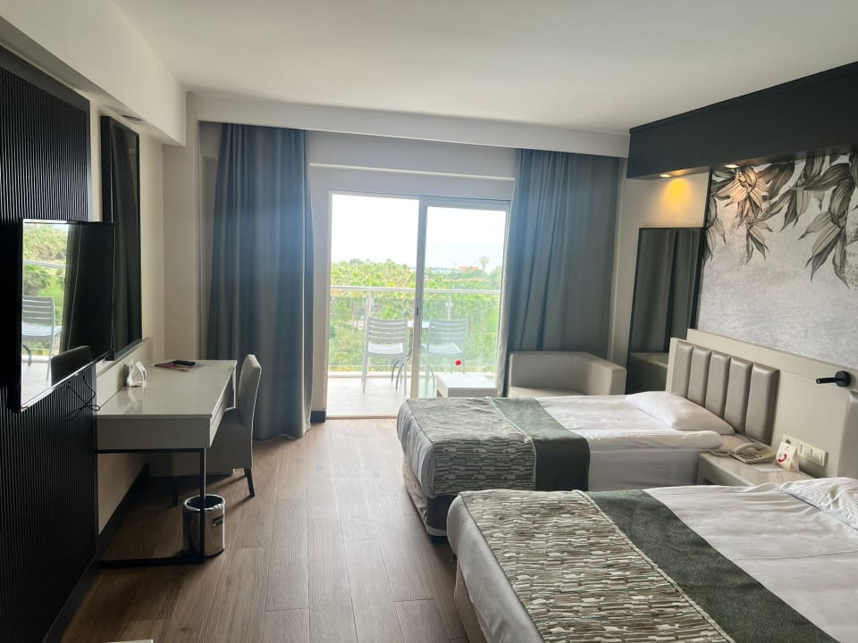 Zimmer Seaden Sea World Resort & Spa