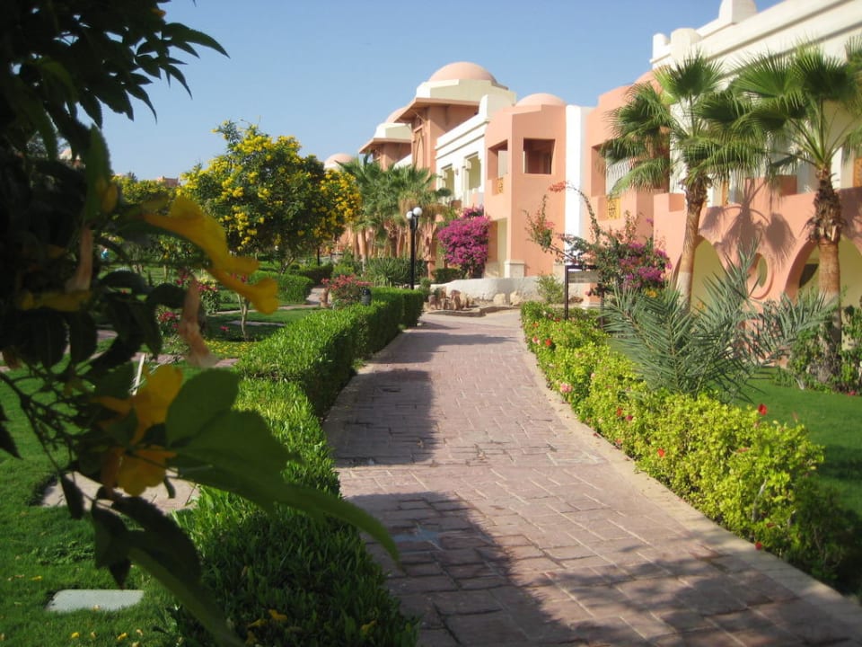 Gartenanlage Serenity Alpha Beach