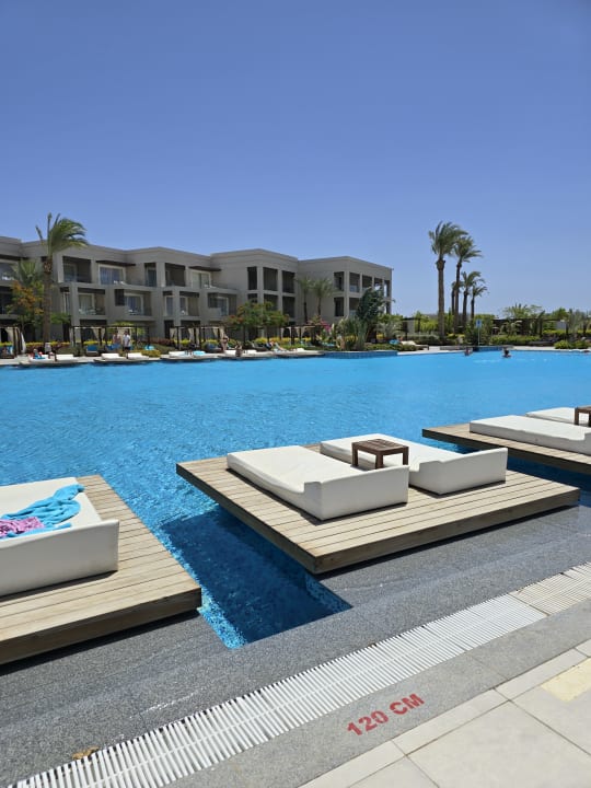 Pool Steigenberger Resort Ras Soma