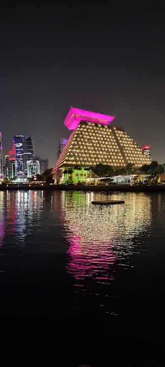 Außenansicht Sheraton Grand Doha Resort & Convention Hotel