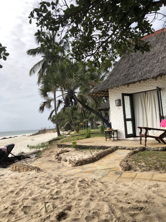 Außenansicht Hotel Jacaranda Indian Ocean Beach Resort