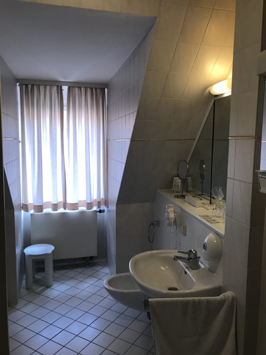 Zimmer Hotel Schere