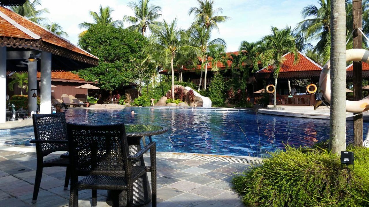 Pool Meritus Pelangi Beach Resort And Spa Pantai Cenang