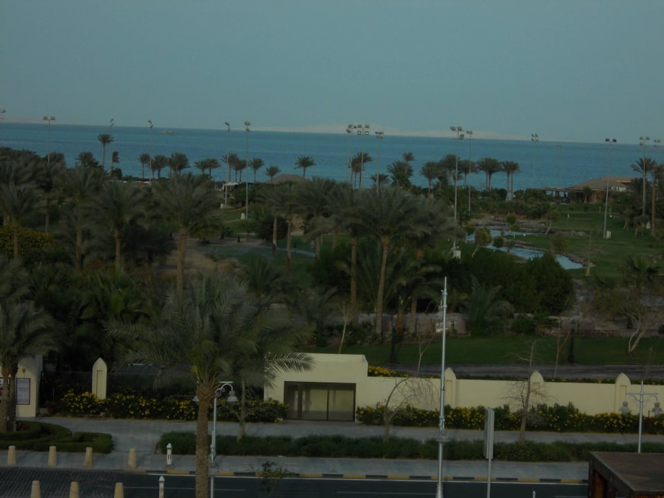 Vom Dach Steigenberger Aqua Magic