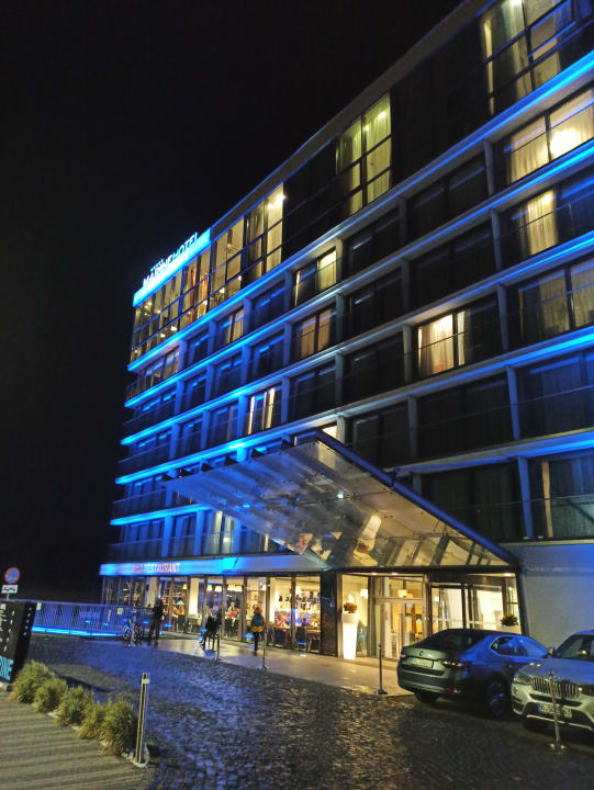 Außenansicht Marine Hotel by Zdrojowa