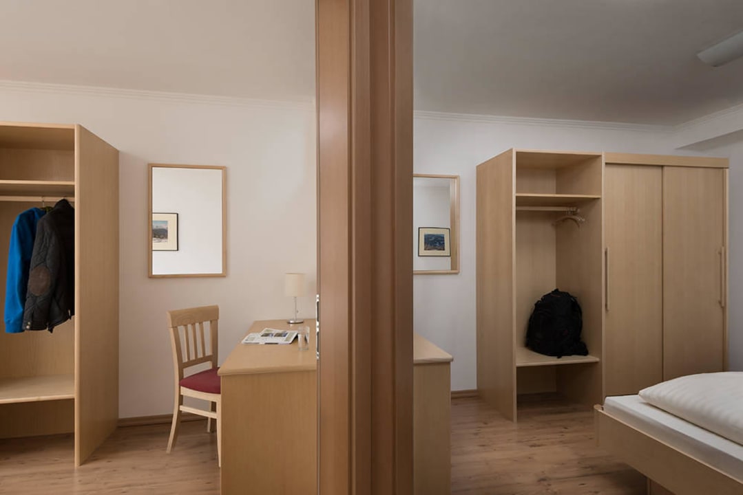 3-Bedroom Apartment Hauptplatz Apartments