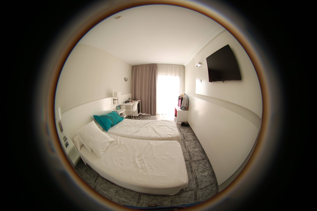 Blick ins Zimmer Hotel Caserio