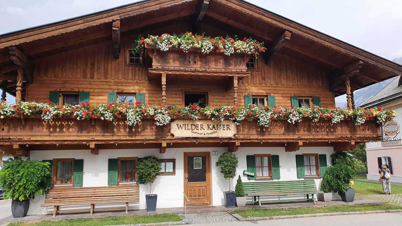Außenansicht FLORA - Das kleine Gartenhotel