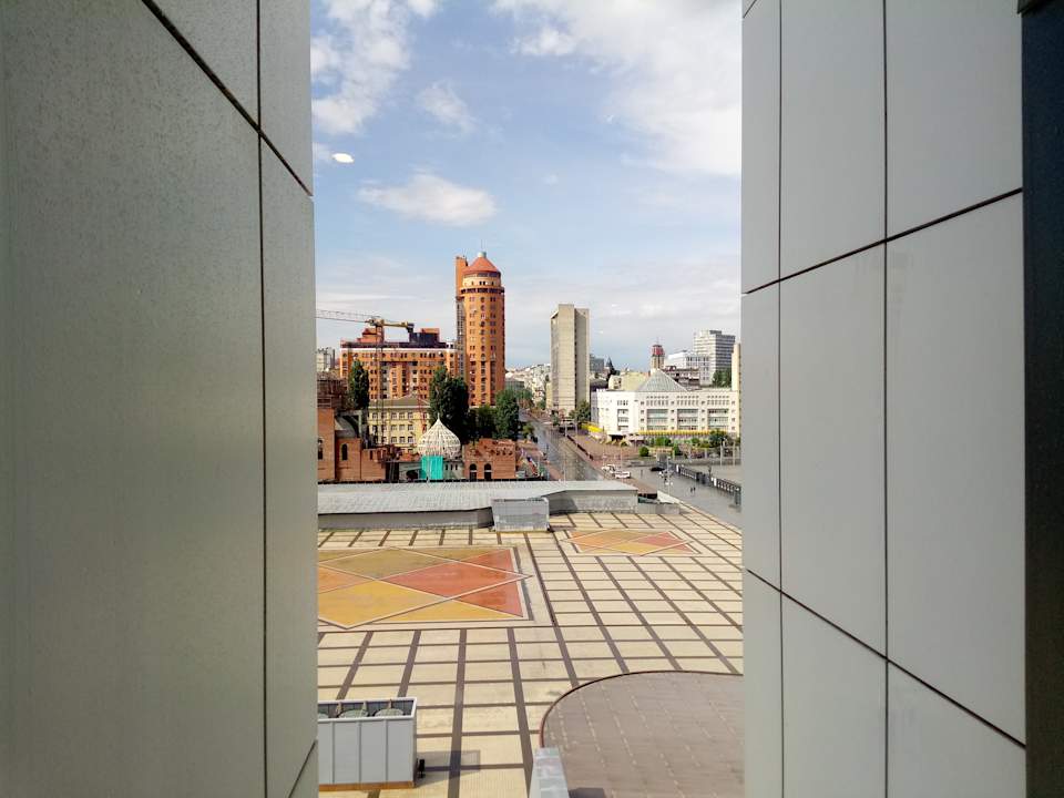 Ausblick Park Inn by Radisson Kyiv Troyitska