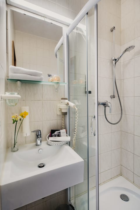 Zimmer Hotel Restaurant 7 Berge am Schlehberg